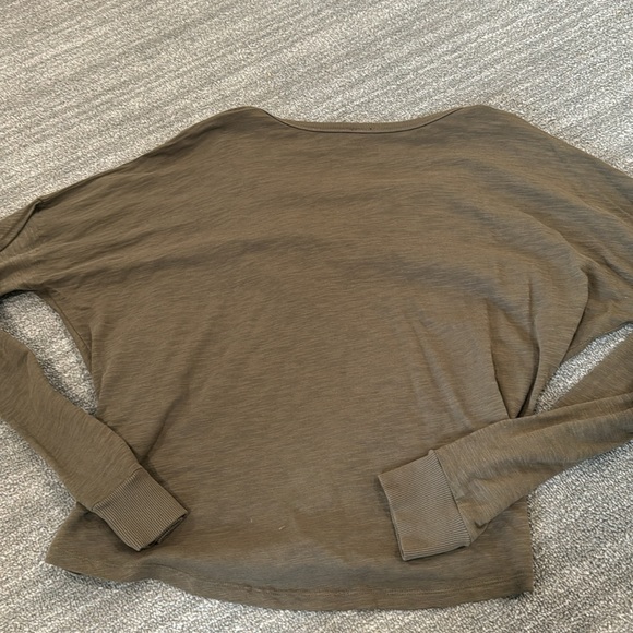 Bobi Ling Sleeve Thermal Henley - Picture 6 of 7
